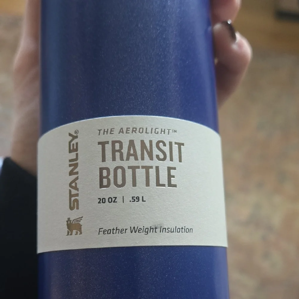 NWT Stanley Vibrant Blue Travel Bottle - Picture 4 of 7